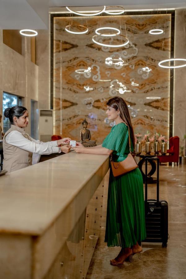 Ramada By Wyndham Jaipur North Hotel Eksteriør billede
